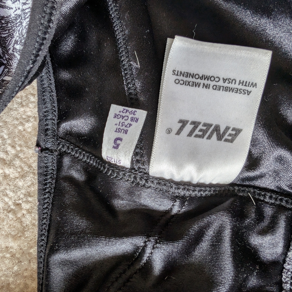 Enell Sports Bra Size5 - Picture 2 of 3